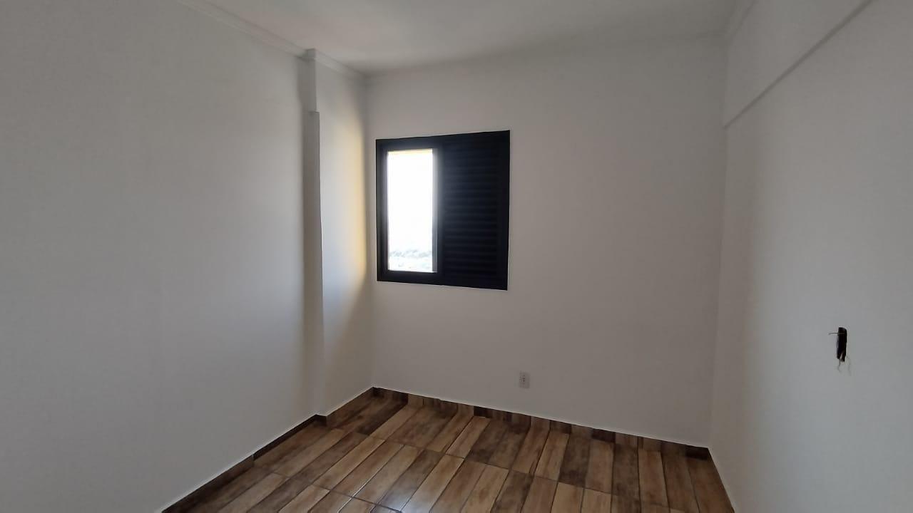 Apartamento à venda com 3 quartos, 60m² - Foto 19