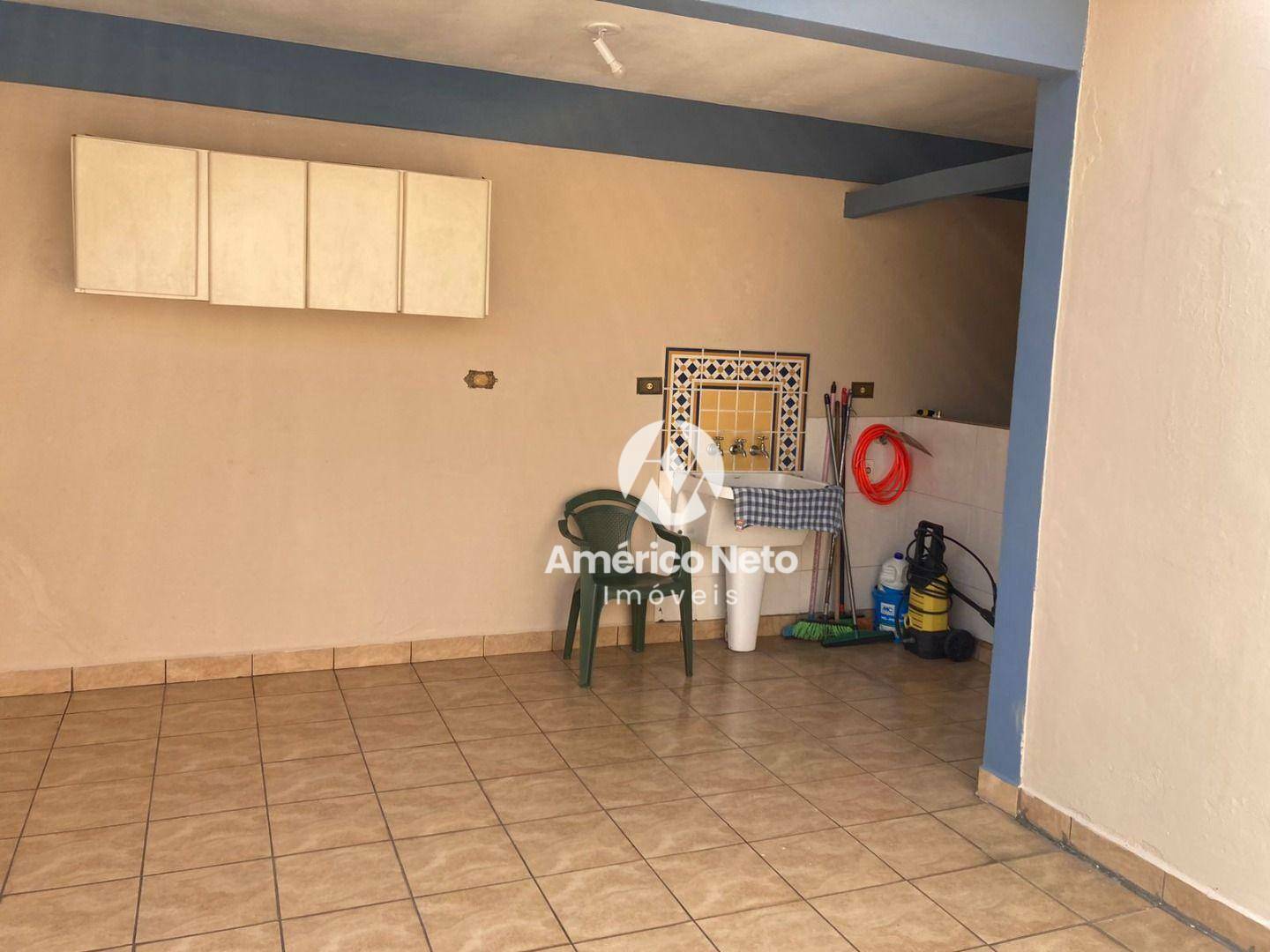 Casa à venda com 3 quartos, 230m² - Foto 18