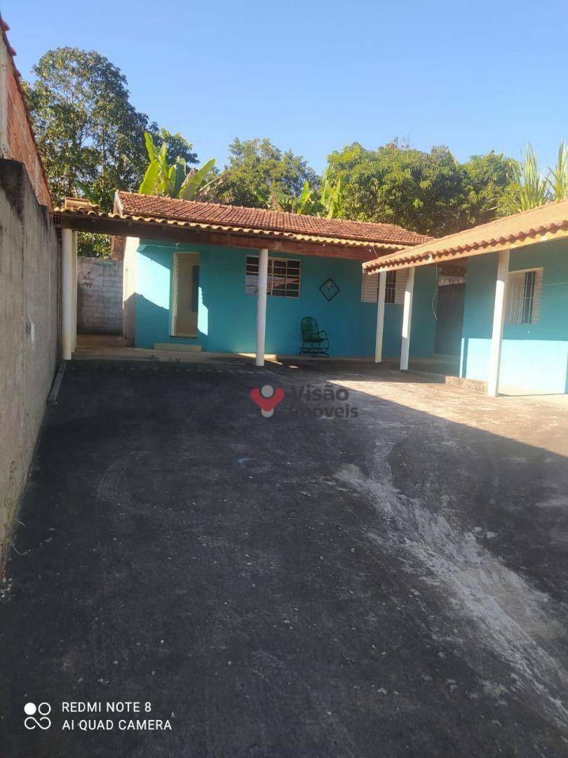 Chácara à venda com 3 quartos, 300m² - Foto 9