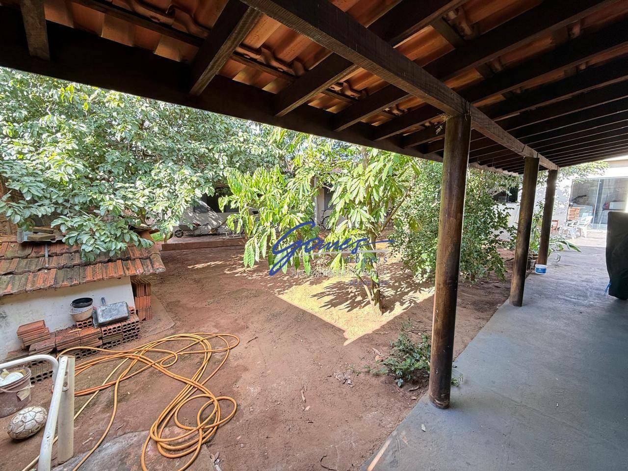 Casa à venda com 2 quartos, 110m² - Foto 15