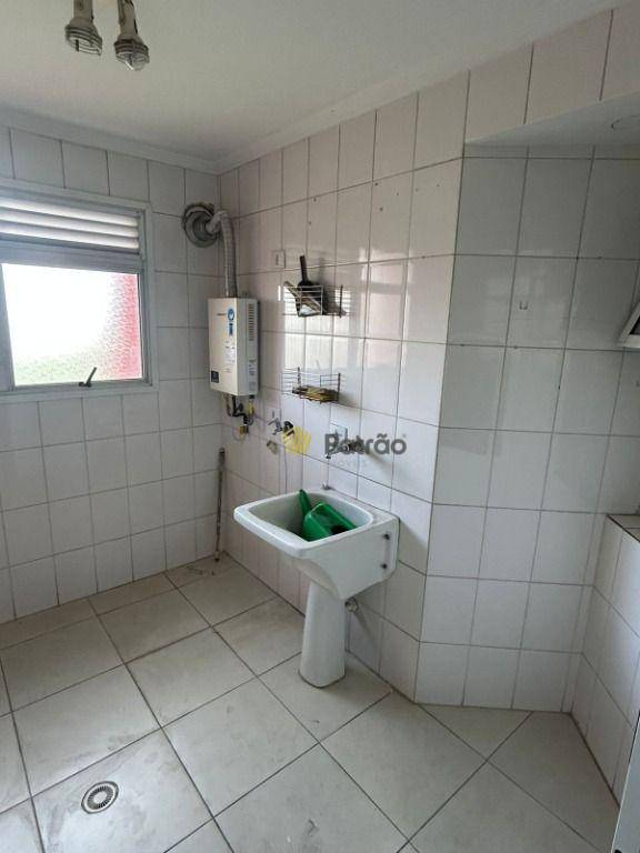 Apartamento à venda com 3 quartos, 107m² - Foto 9