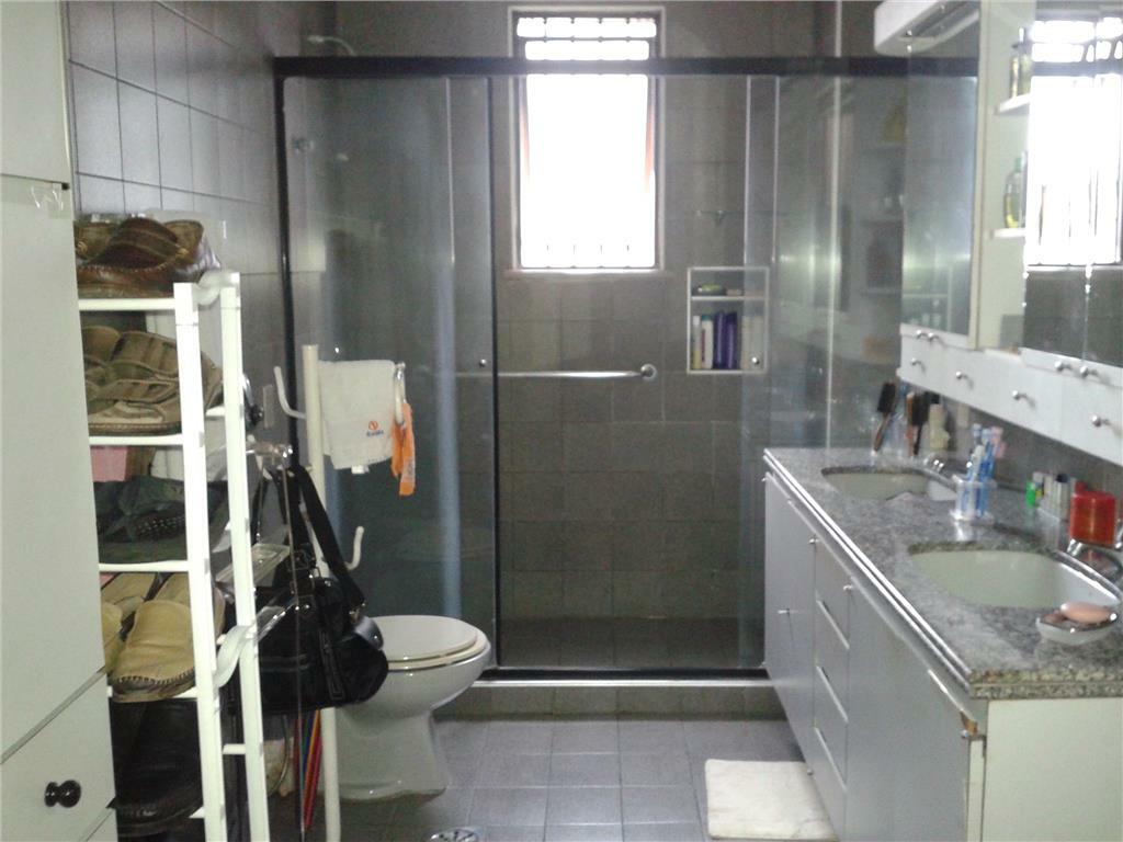 Apartamento à venda com 3 quartos, 217m² - Foto 26