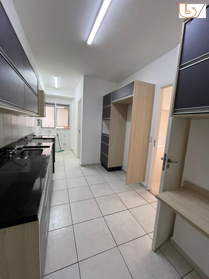 Apartamento para alugar com 2 quartos, 107m² - Foto 6