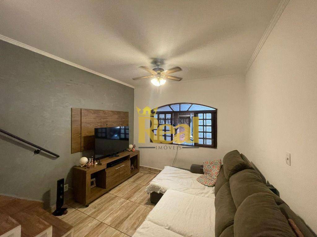 Casa à venda com 3 quartos, 185m² - Foto 14