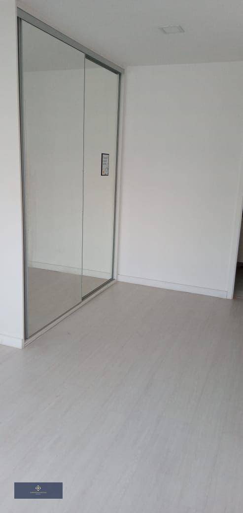 Apartamento à venda com 2 quartos, 76m² - Foto 30