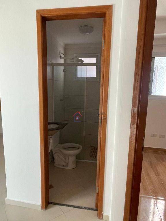 Apartamento à venda com 2 quartos, 37m² - Foto 22