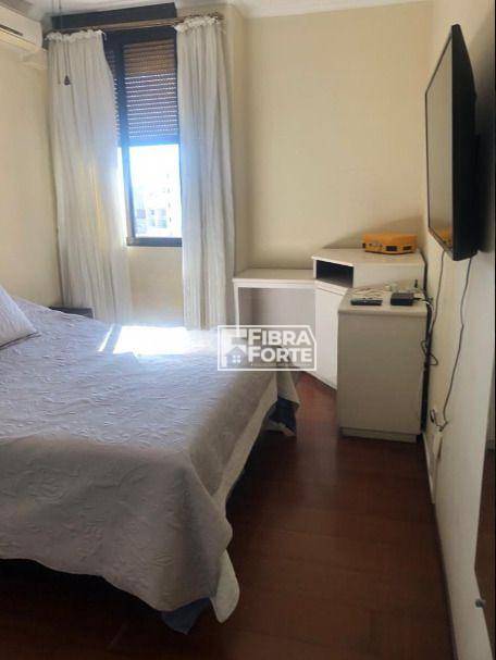 Apartamento à venda com 4 quartos, 186m² - Foto 17