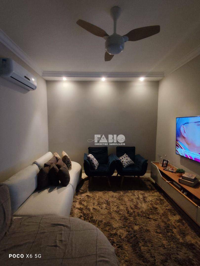 Casa à venda com 3 quartos, 163m² - Foto 5