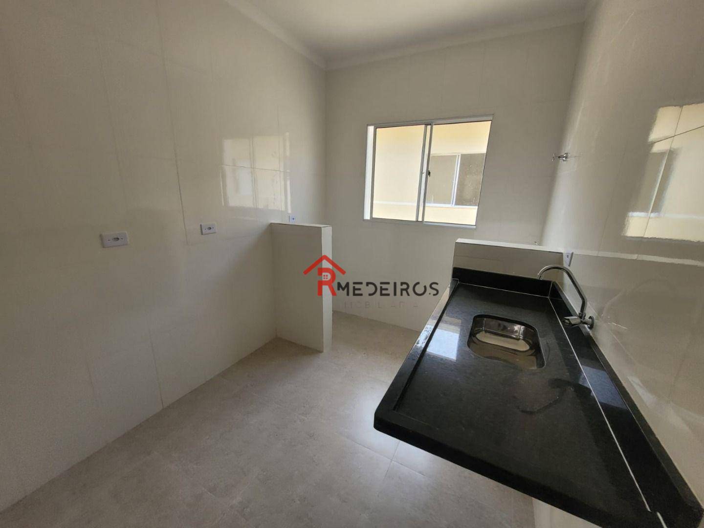 Casa à venda com 2 quartos, 46m² - Foto 5