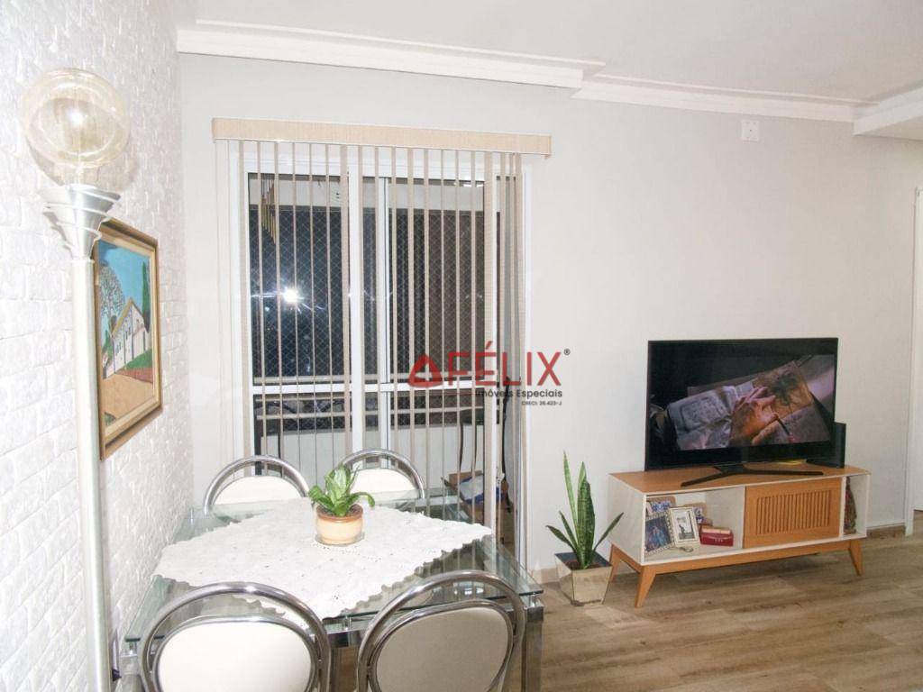 Apartamento à venda com 2 quartos, 65m² - Foto 2