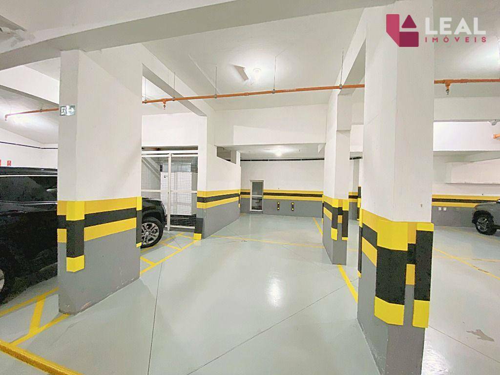Apartamento à venda com 3 quartos, 134m² - Foto 28