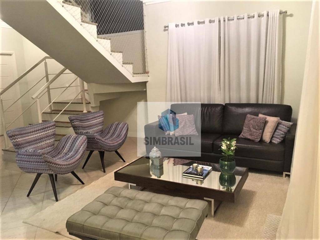 Casa à venda com 3 quartos, 215m² - Foto 1