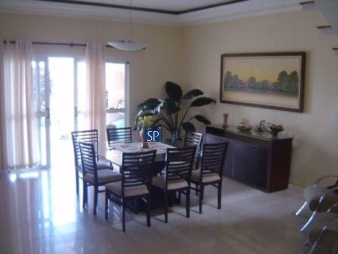 Casa de Condomínio à venda com 4 quartos, 250m² - Foto 3