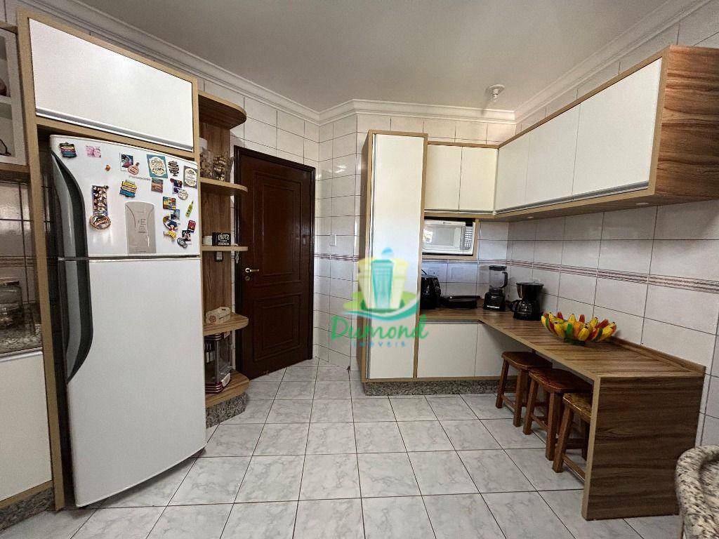 Apartamento à venda com 3 quartos, 138m² - Foto 4