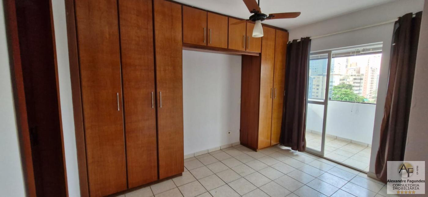 Apartamento à venda com 3 quartos, 120m² - Foto 9