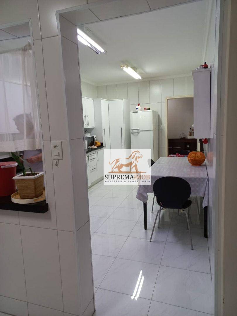 Apartamento à venda com 3 quartos, 126m² - Foto 4