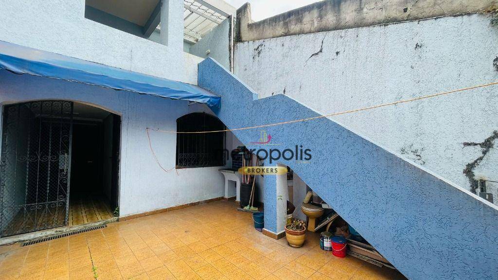 Sobrado para alugar com 3 quartos, 254m² - Foto 27