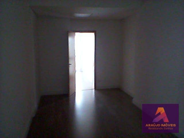 Apartamento à venda com 4 quartos, 238m² - Foto 7