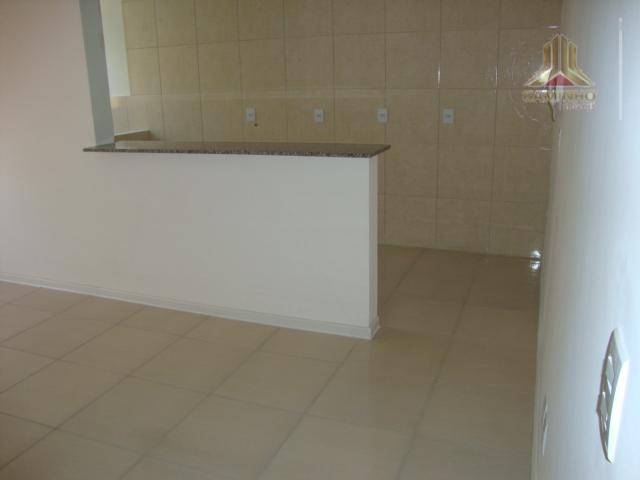 Apartamento à venda com 2 quartos, 60m² - Foto 11