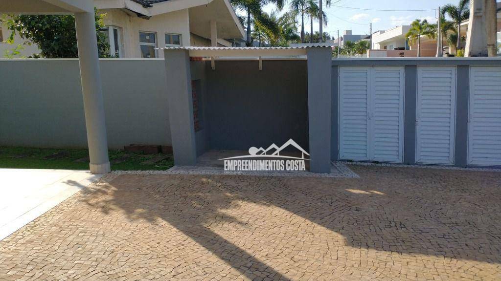 Casa de Condomínio à venda com 3 quartos, 228m² - Foto 3