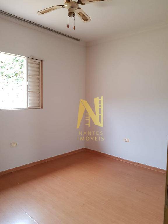 Casa à venda com 3 quartos, 130m² - Foto 15