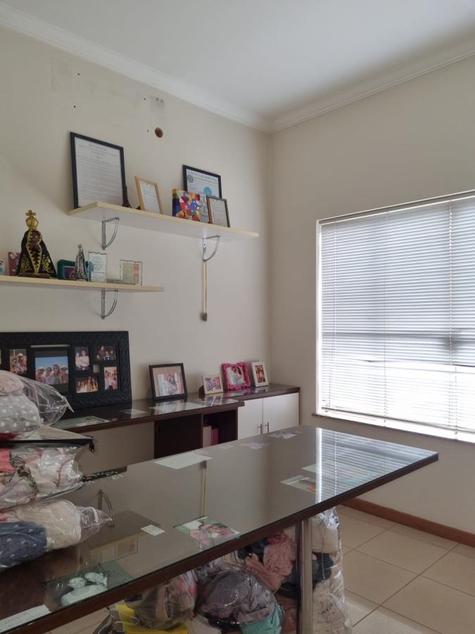 Sobrado à venda com 3 quartos, 450m² - Foto 24