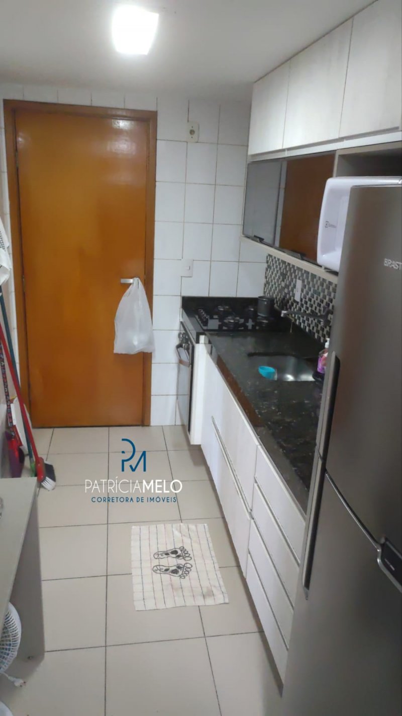 Apartamento à venda com 3 quartos, 93m² - Foto 17