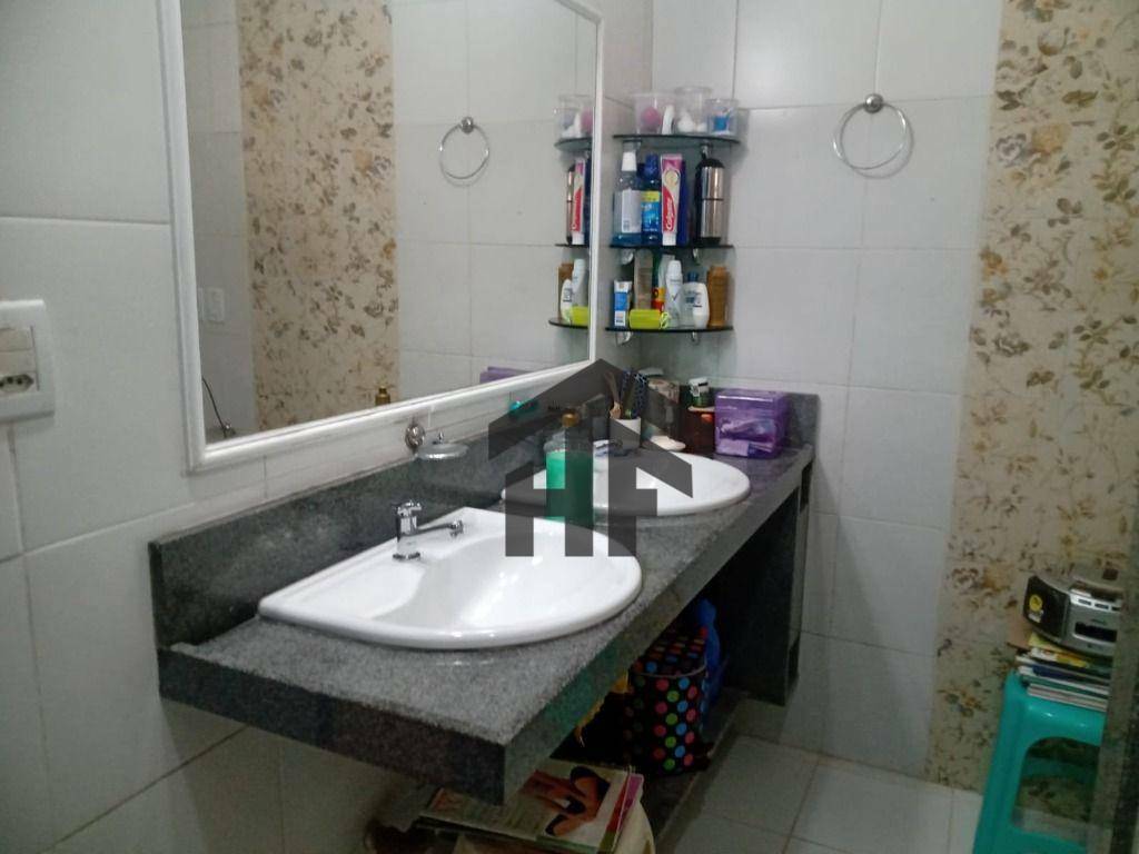 Chácara à venda com 4 quartos, 365m² - Foto 11