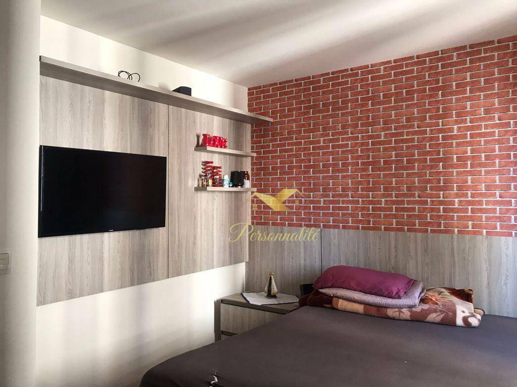 Apartamento à venda com 3 quartos, 217m² - Foto 15