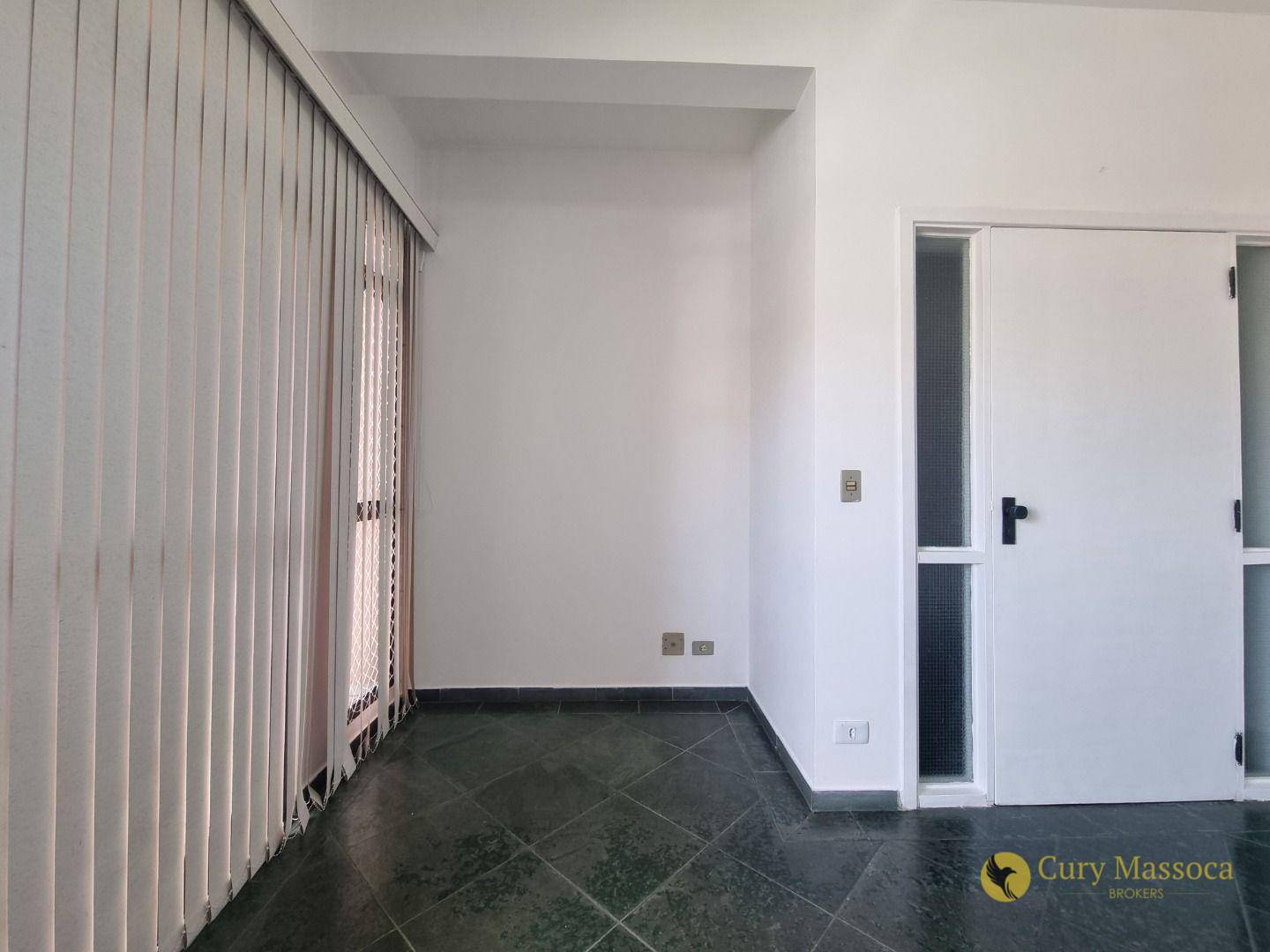 Apartamento para alugar com 3 quartos, 95m² - Foto 5
