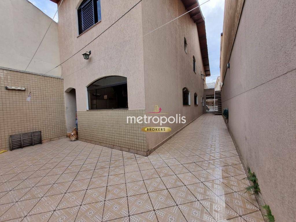 Sobrado à venda com 3 quartos, 250m² - Foto 28