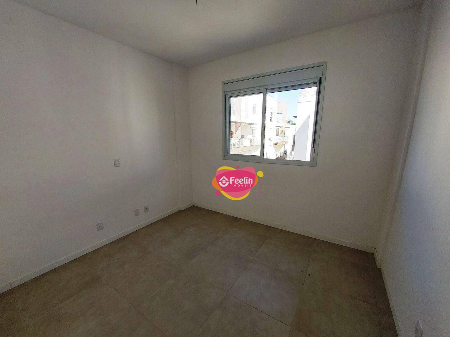 Apartamento para alugar com 3 quartos, 84m² - Foto 11