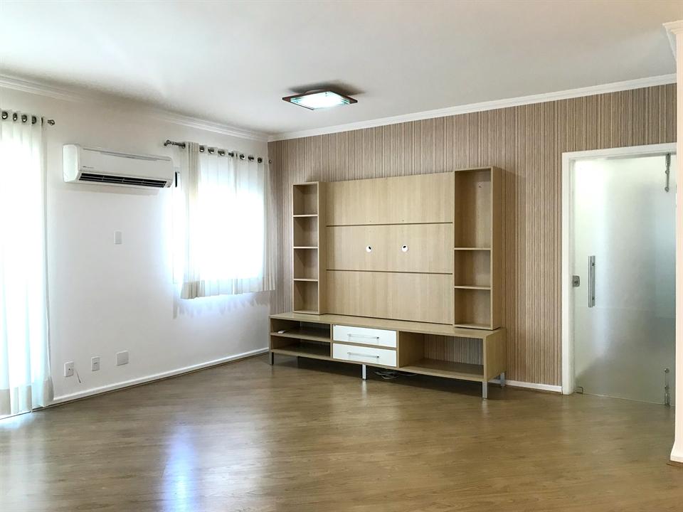 Apartamento para alugar com 3 quartos, 147m² - Foto 1