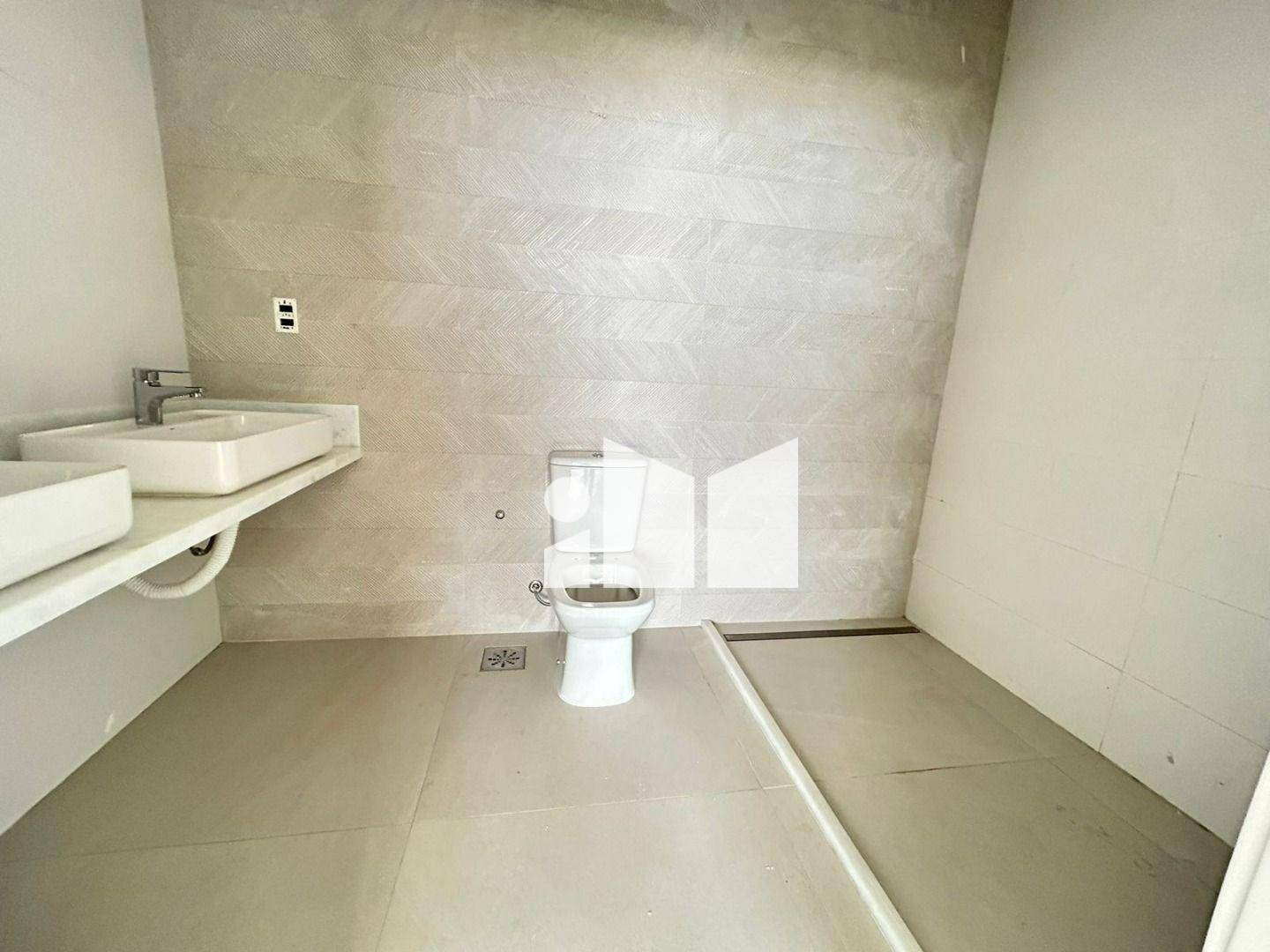 Casa de Condomínio à venda com 5 quartos, 311m² - Foto 17