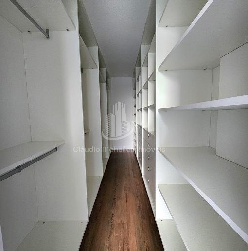 Apartamento à venda com 4 quartos, 197m² - Foto 17