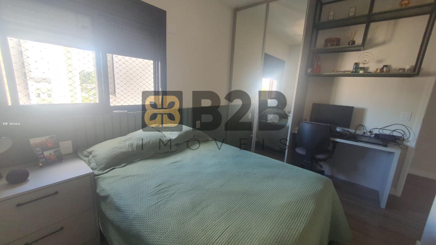 Apartamento à venda com 3 quartos, 159m² - Foto 33