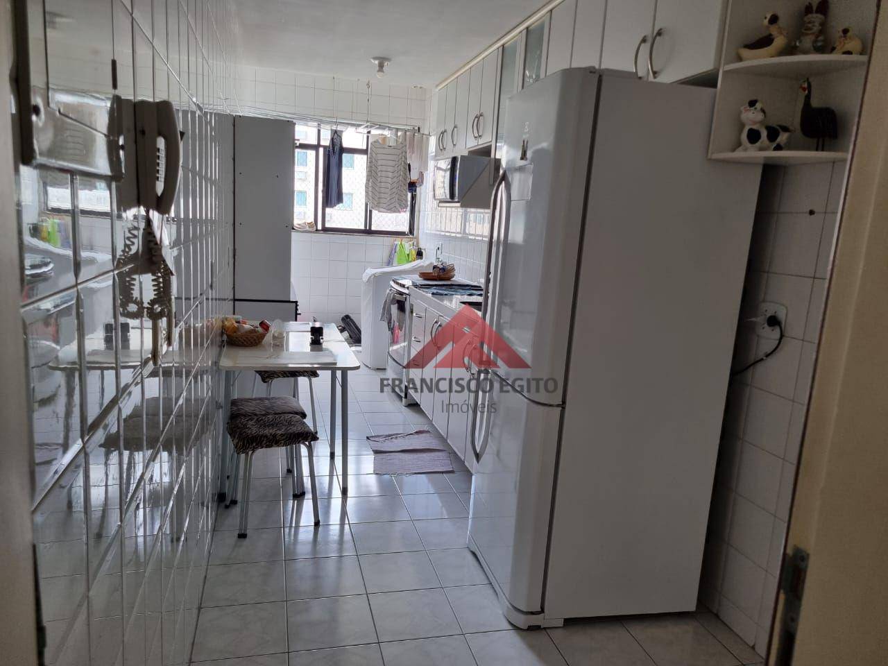 Apartamento à venda com 3 quartos, 120m² - Foto 11