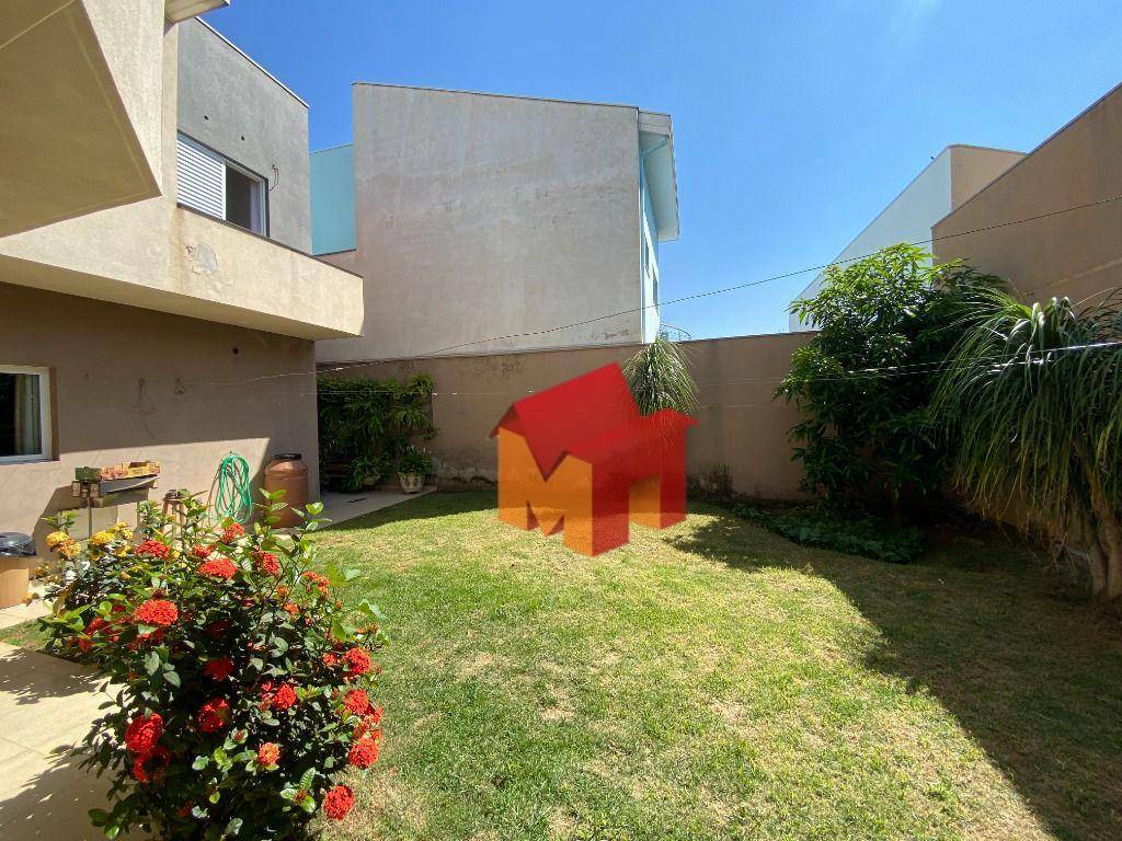 Casa à venda com 4 quartos, 276m² - Foto 28