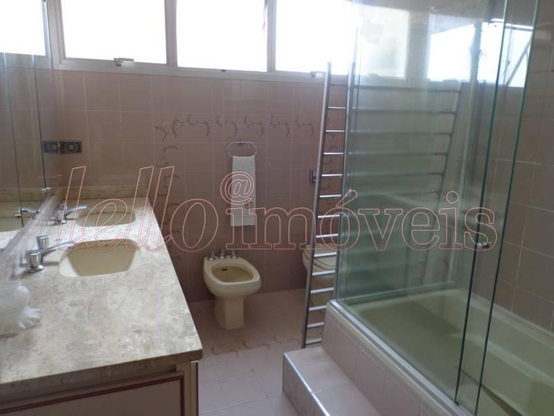 Apartamento à venda com 3 quartos, 220m² - Foto 16