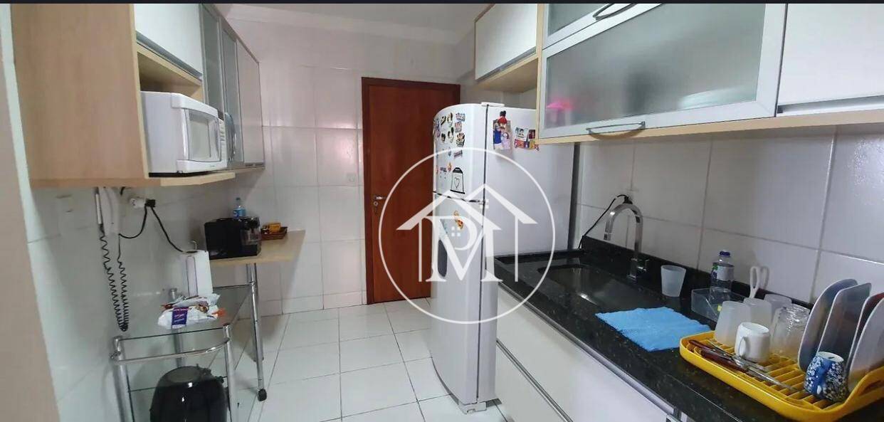 Apartamento à venda com 3 quartos, 96m² - Foto 3