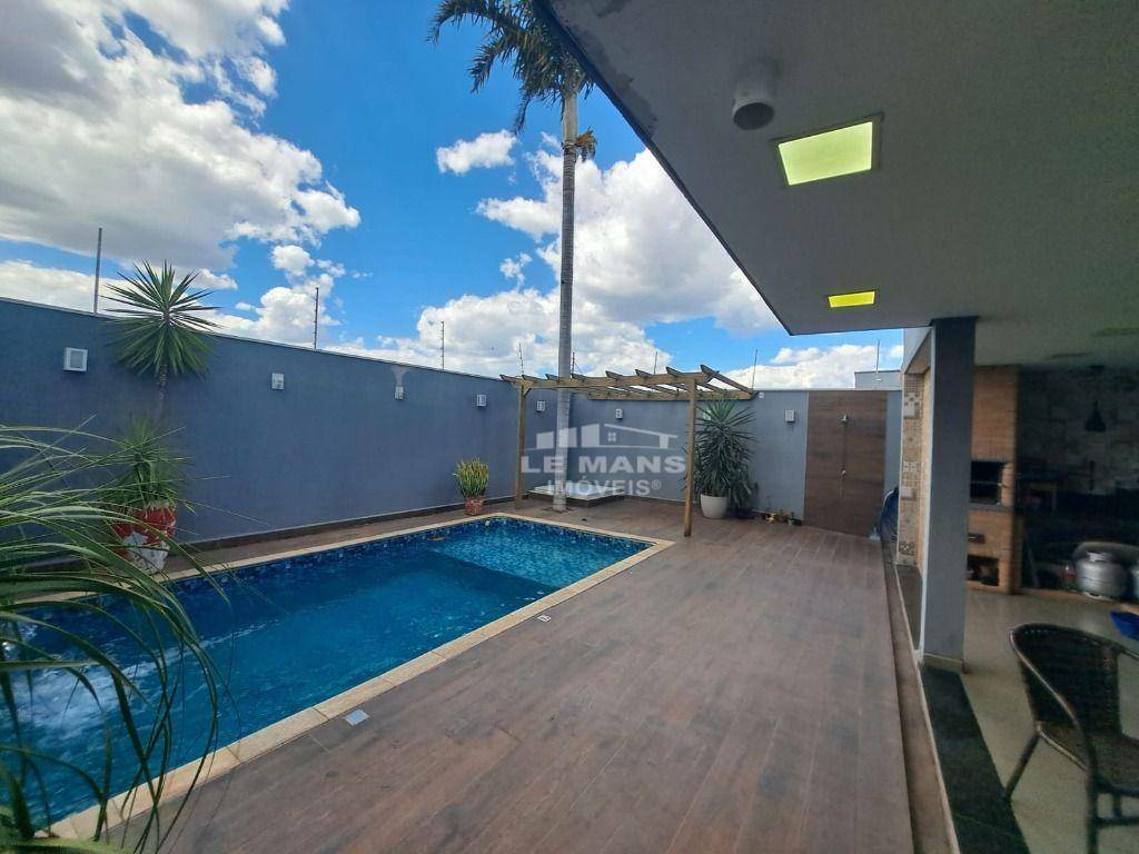 Casa à venda com 3 quartos, 150m² - Foto 10