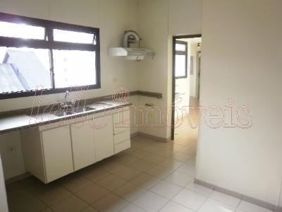 Apartamento para alugar com 4 quartos, 238m² - Foto 15