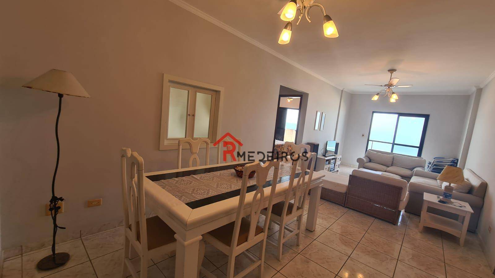 Apartamento à venda com 3 quartos, 133m² - Foto 2