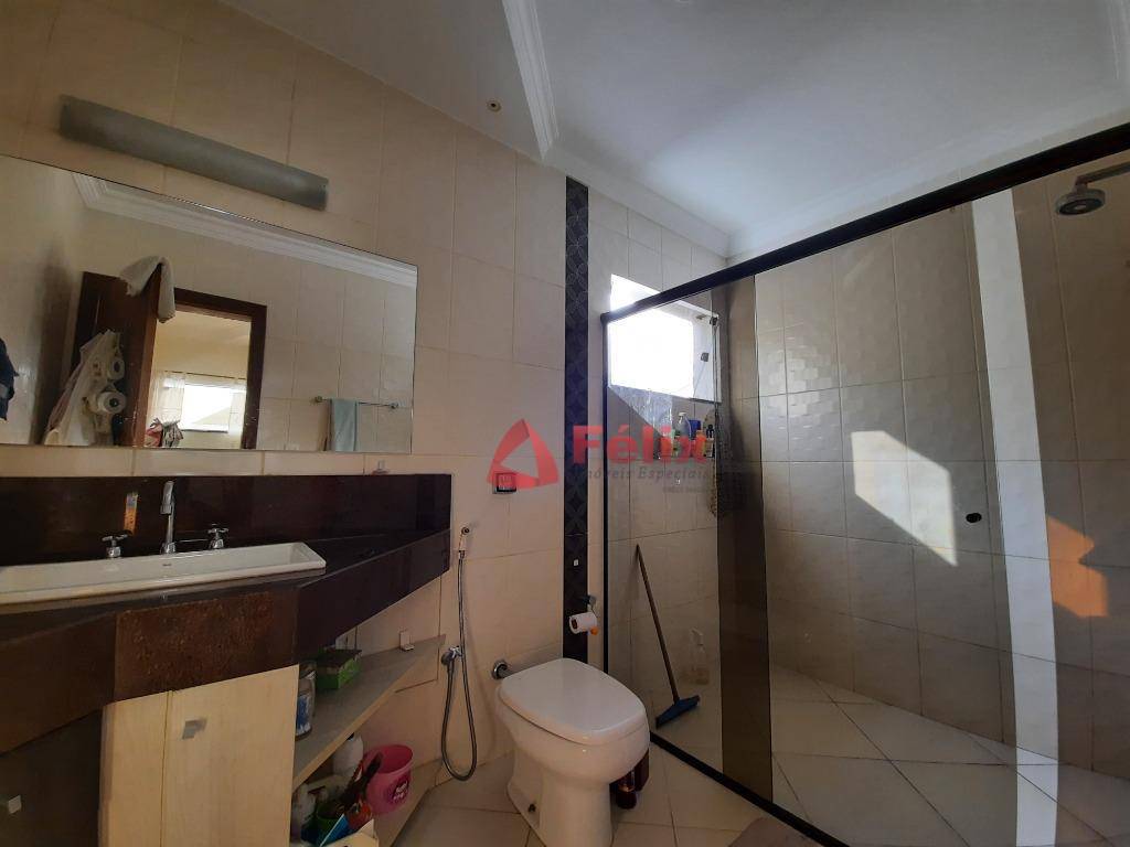 Sobrado à venda com 3 quartos, 300m² - Foto 39