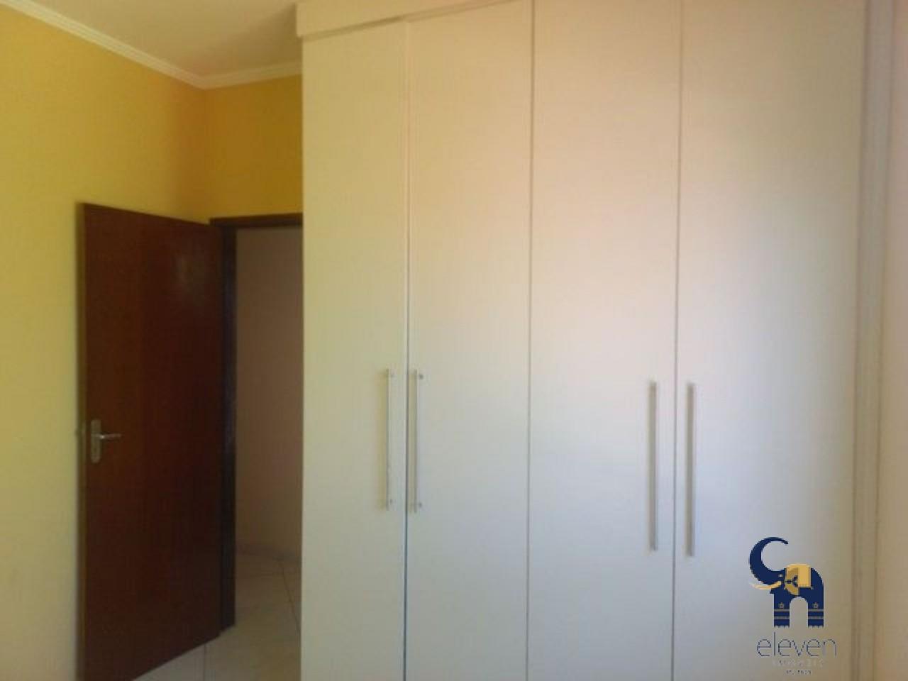 Casa à venda com 3 quartos, 250m² - Foto 19