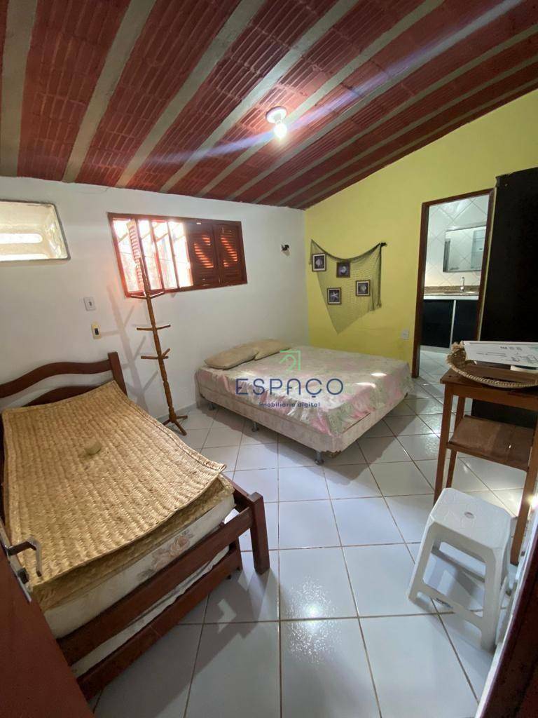 Casa à venda com 3 quartos, 300M2 - Foto 13