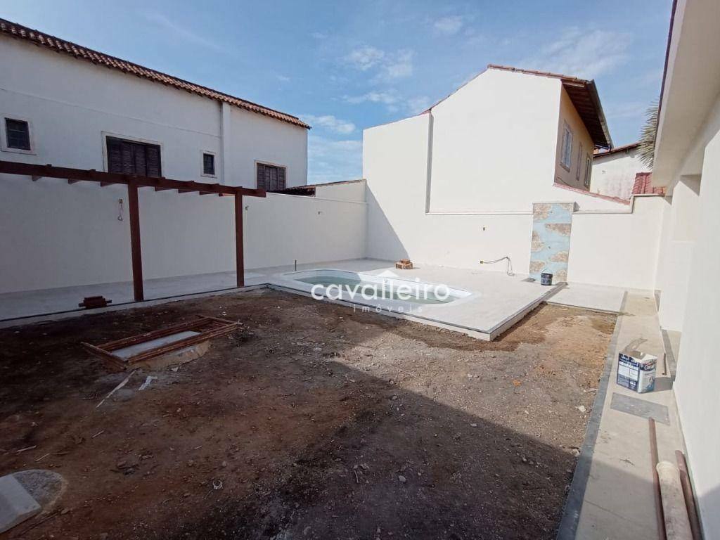 Casa à venda com 3 quartos, 131m² - Foto 8