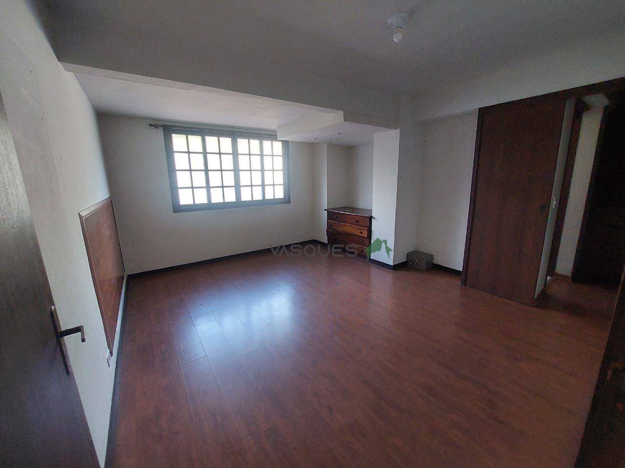 Casa à venda com 4 quartos, 195m² - Foto 18