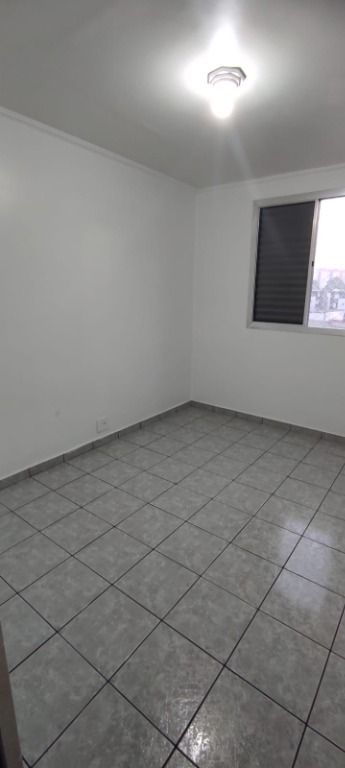 Apartamento à venda com 2 quartos, 56m² - Foto 19