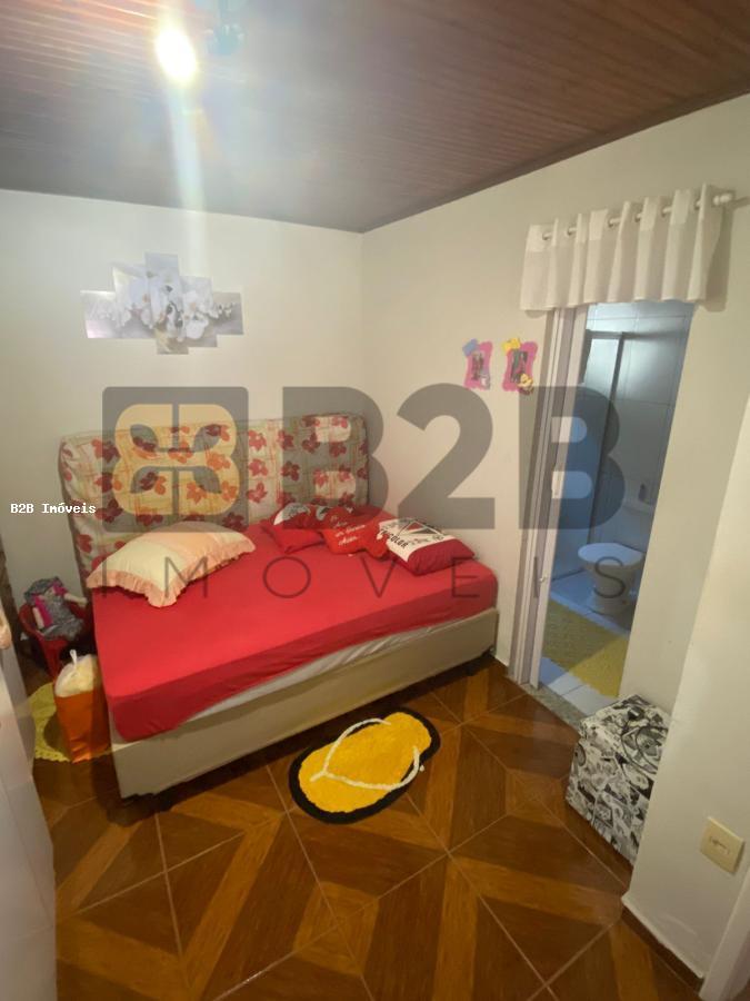 Casa à venda com 3 quartos, 41m² - Foto 10